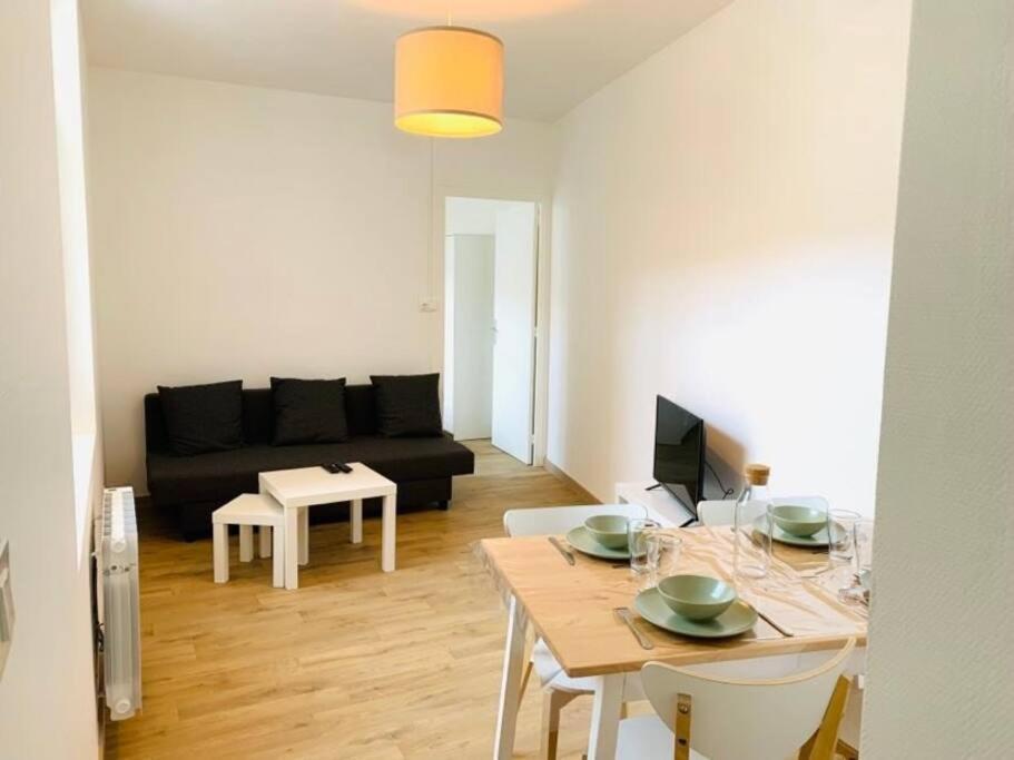 Appartement Plein Centre 帕雷·勒·毛尼尔 外观 照片